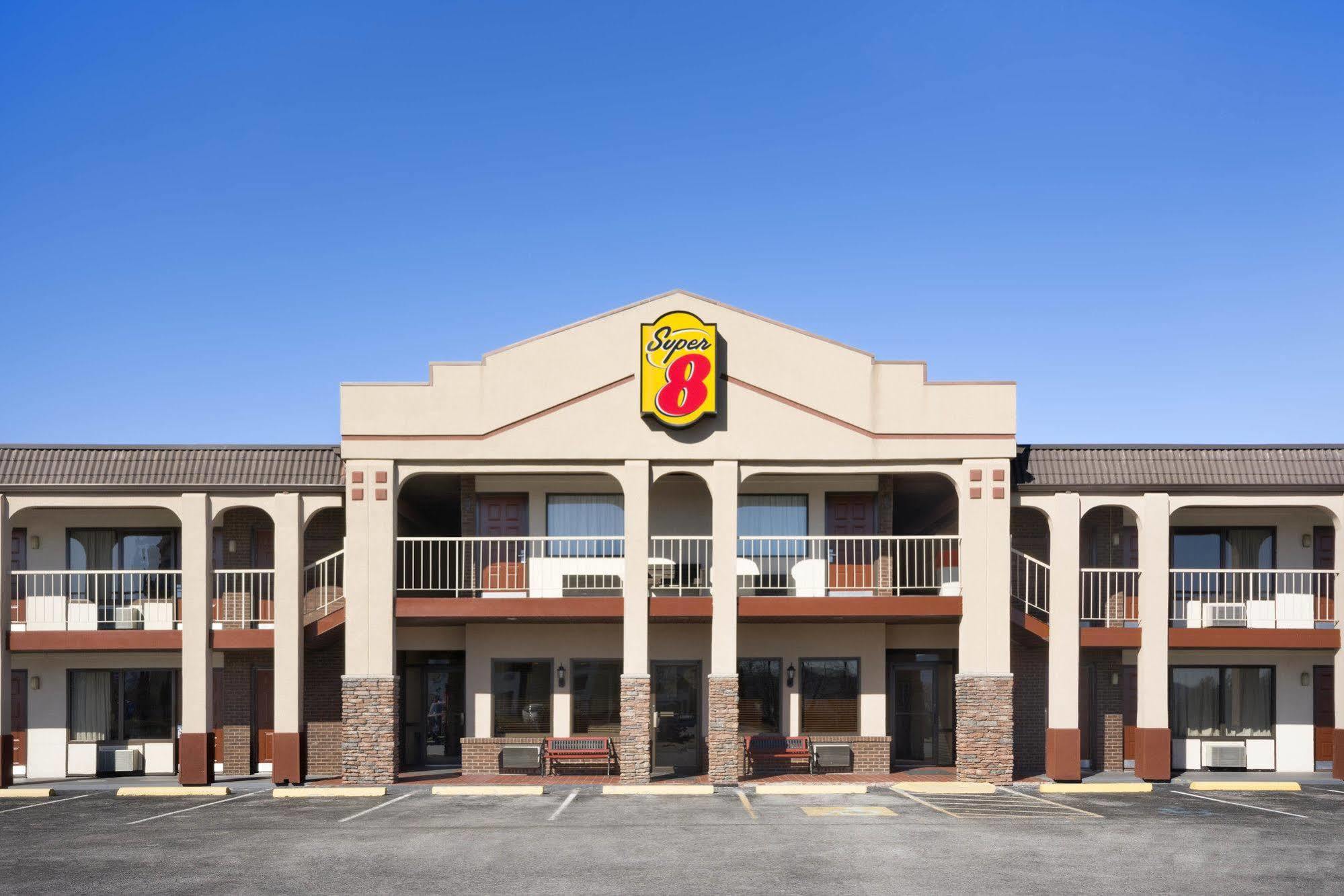 Super 8 By Wyndham Wytheville Exterior foto